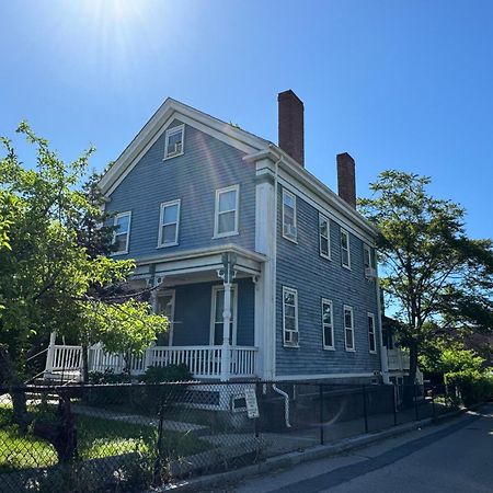 Beautiful Victorian House, Room Boston Exterior photo