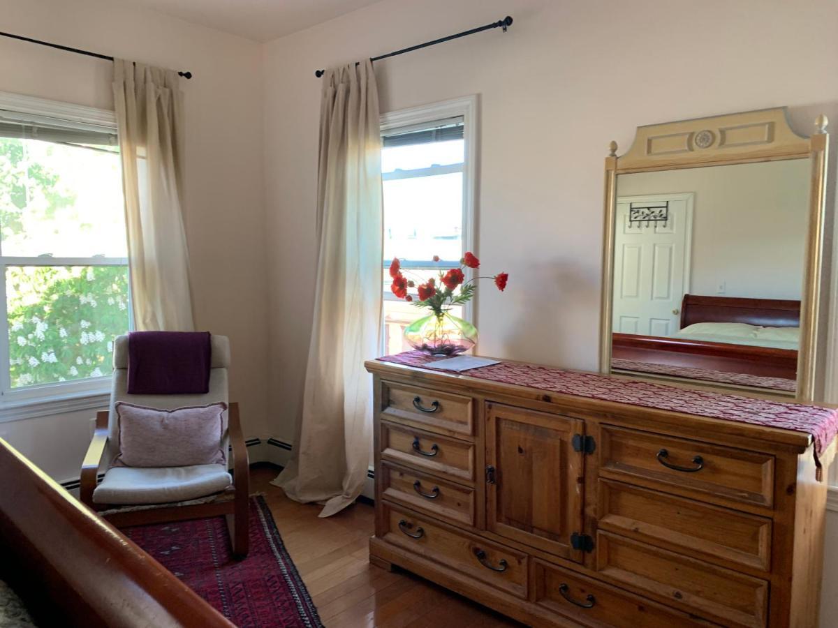 Beautiful Victorian House, Room Boston Exterior photo