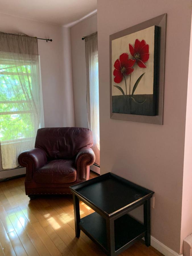 Beautiful Victorian House, Room Boston Exterior photo